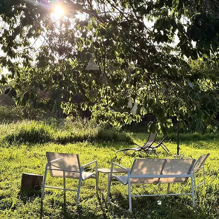 Casa Mirabel Laurel
